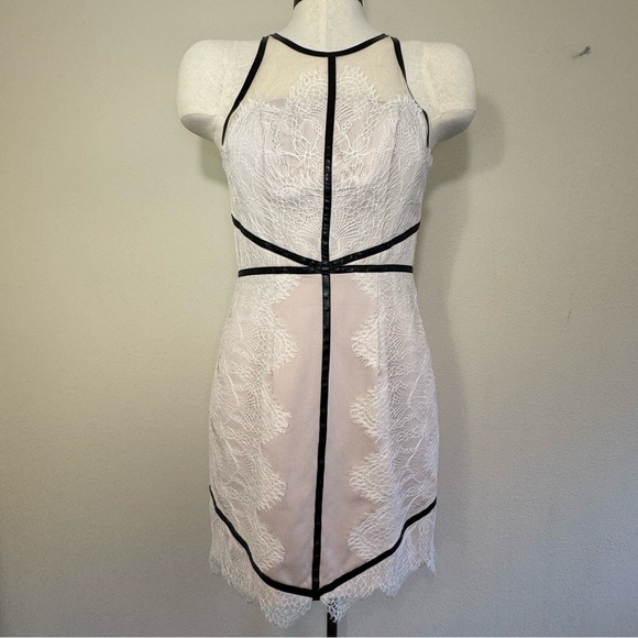 Bariano Australia Lace Mini Dress With Black Trim - Picture 1 of 16